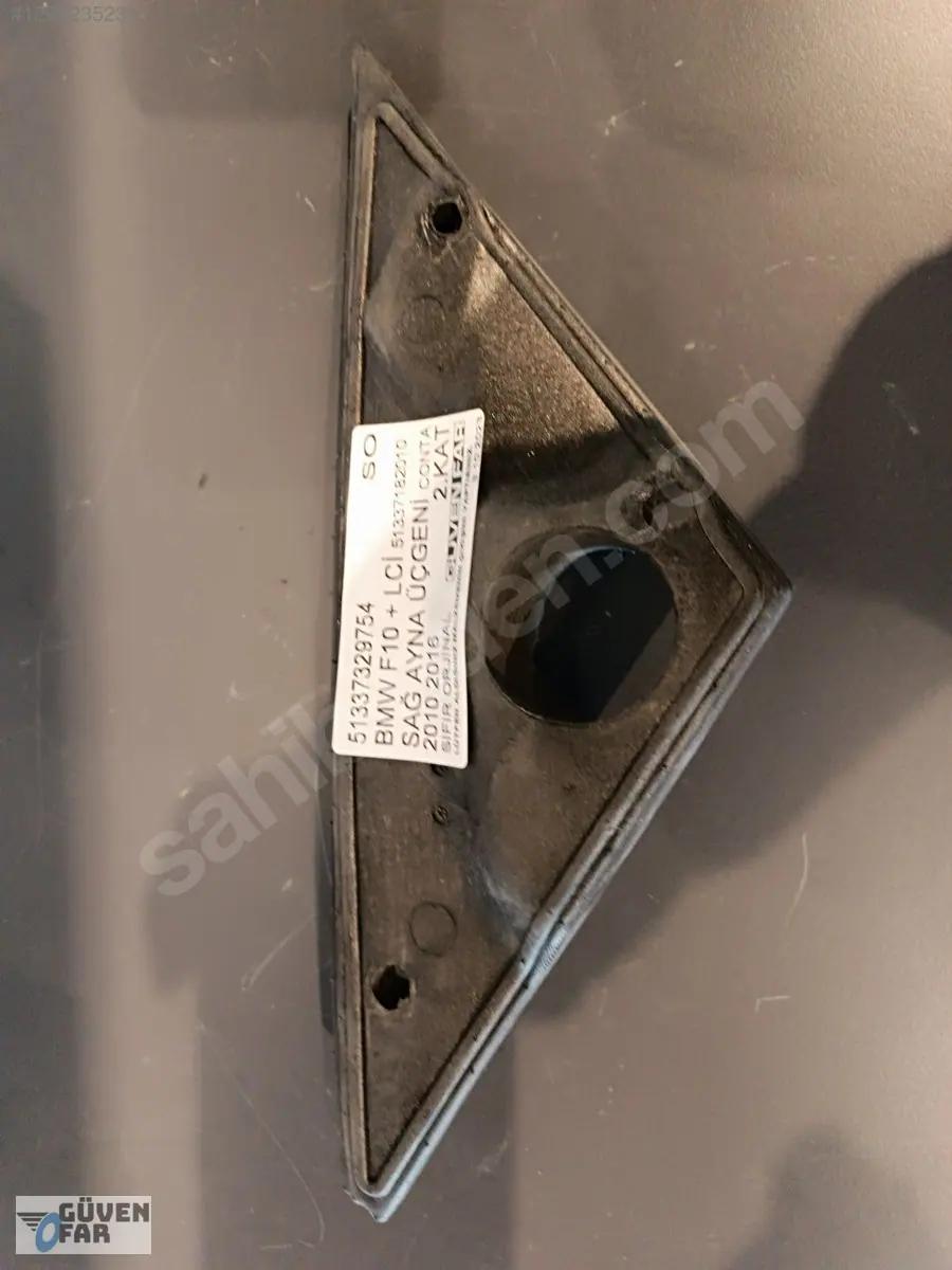 BMW F10 + LCI Sağ Ayna Üçgeni Conta 2010 2016 51337182010 51337329754