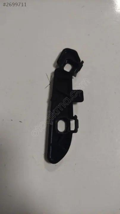 BMW F30 Ön Alt Sağ Tampon Braketi 51117279712
