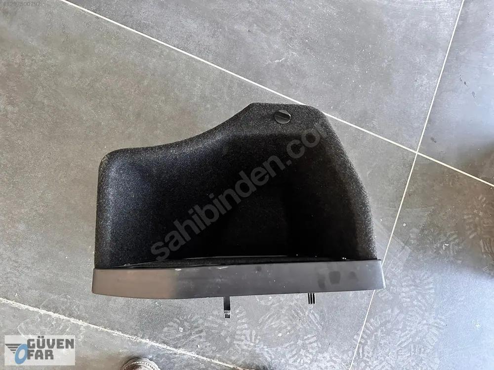 BMW F32 Arka Bagaj Avadanlık Gözü 51477284136