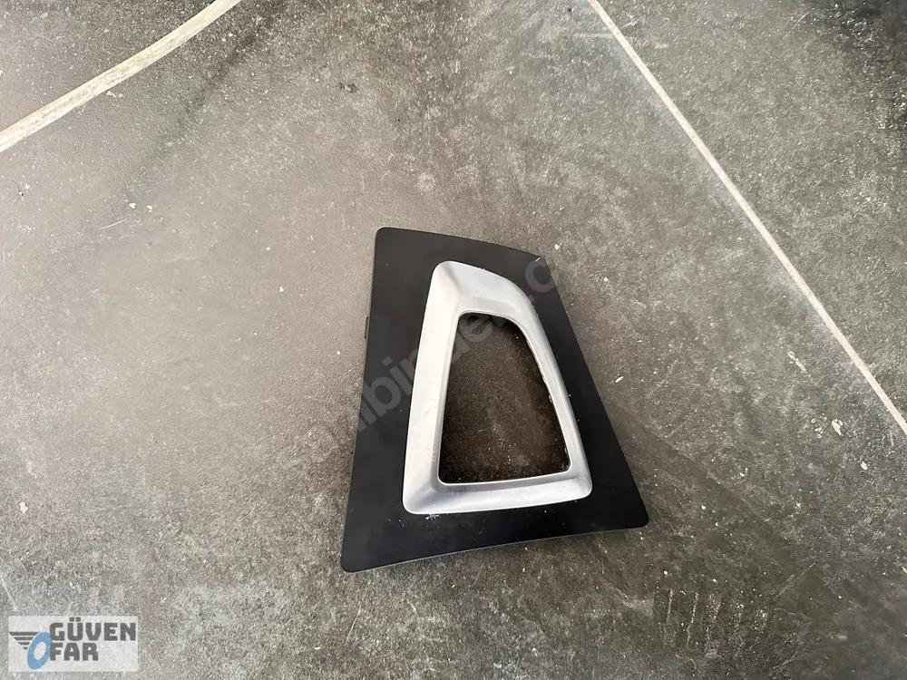 BMW F32 F30 Vites Çerçeve Nikelaj Kapak 9258318