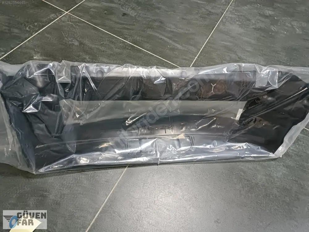 BMW F32 F36 + LCI M Ön Panel Hava Kanalı KM51024-11A 51748054228