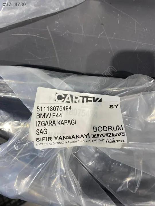 BMW F44 Ön Tampon Izgara Kapağı Sağ 51118075494