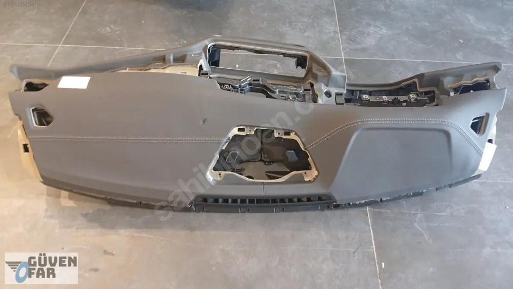 BMW G20 LCI Göğüs Torpido Siyah Dikişli 51458745882
