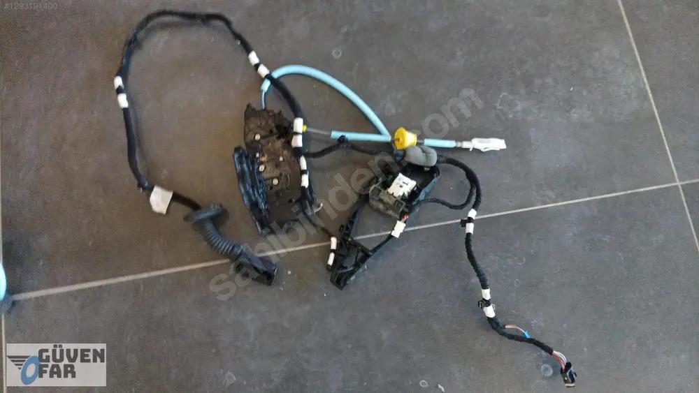BMW G20 Sol Arka Kapı Tesisatı 51227432227 51227432224 51227445047 61129436289 5A0C088-01