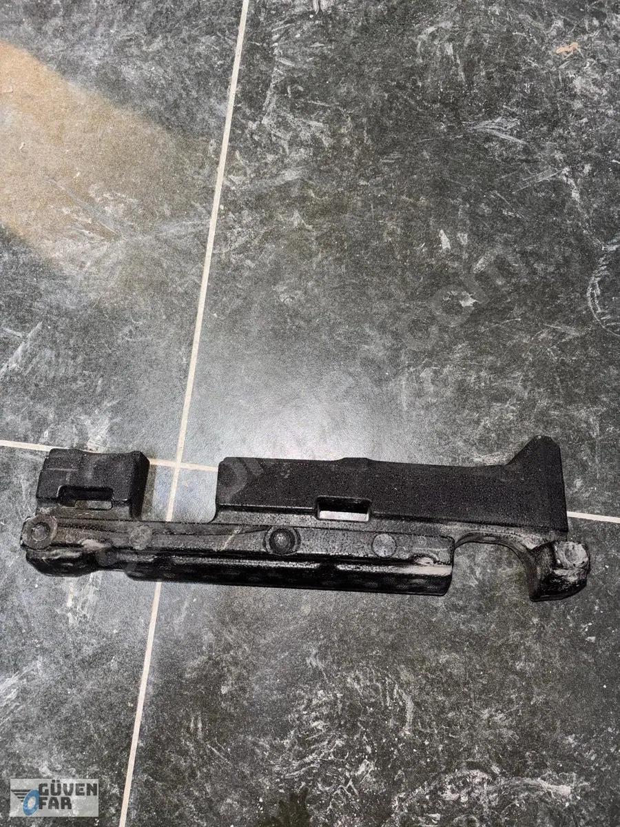 BMW G22 G26 İ4 Ön Tampon Köpüğü Sol 51118096506