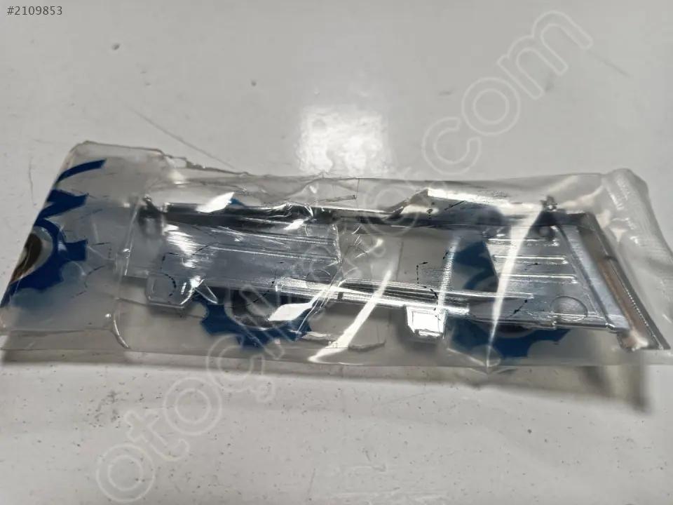 BMW G30 Far Çerçeve Kapağı Sol 2017 2020 63117214961P13