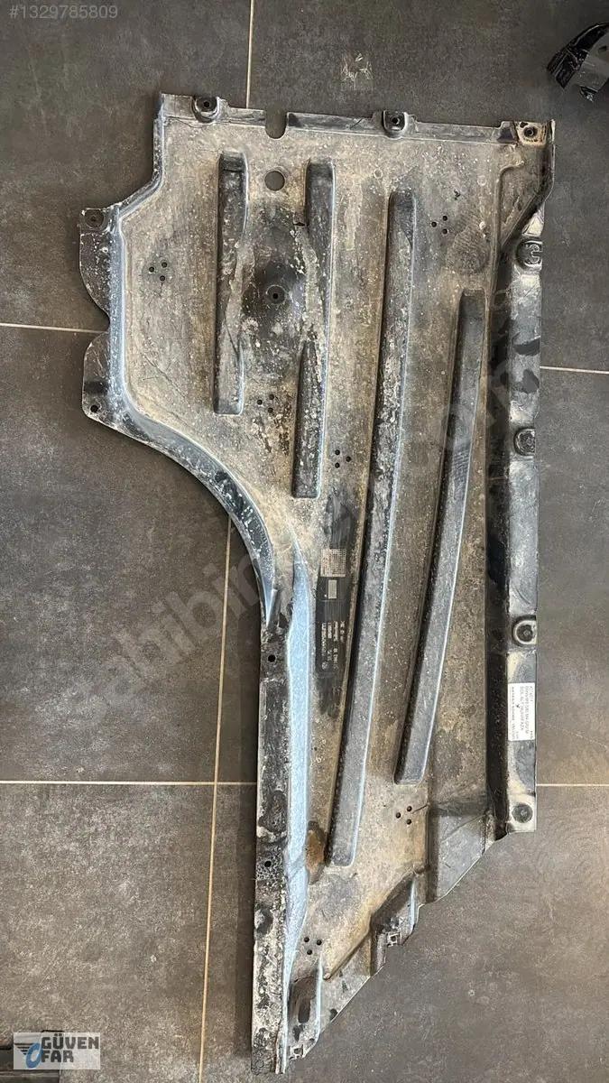 BMW M3 G80 M4 G82 M Sol Alt Muhafaza 8074617