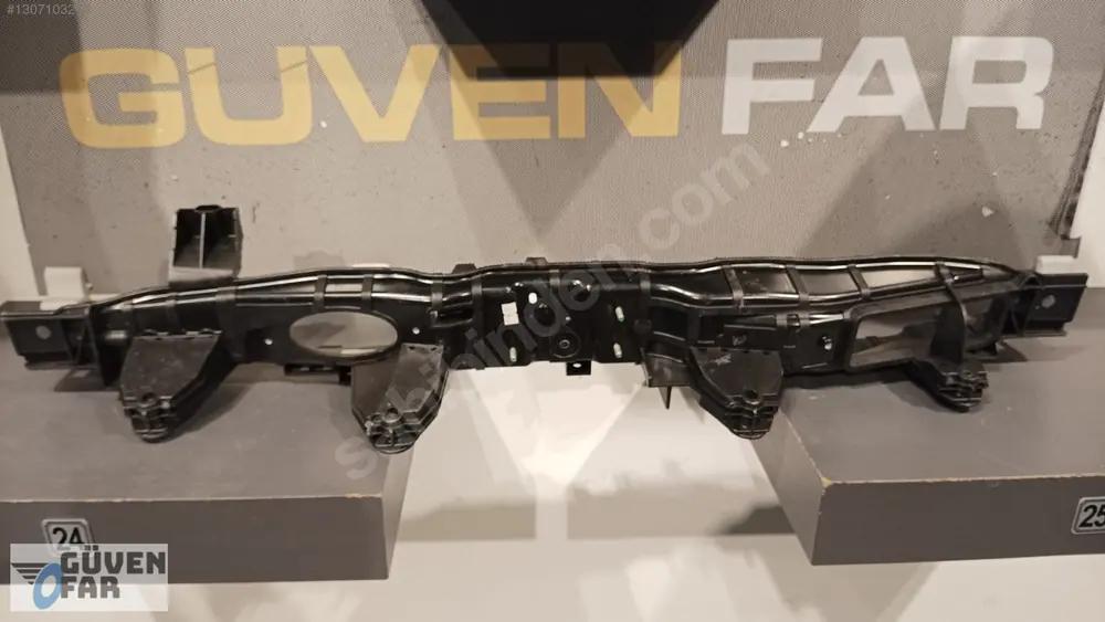 Fiat Egea Ön Panel Destek Braketi 2015 2024 52161601 3564110342