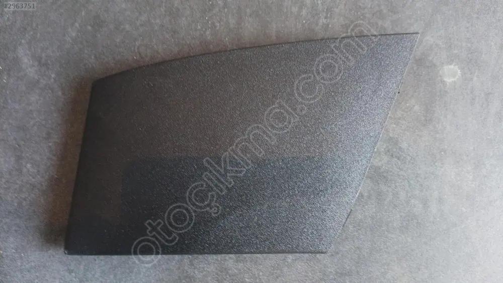 Mercedes A W169 Ön Cam Izgarası Sağ 2004 2009 1698300175