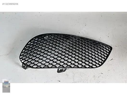 Mercedes C Seri W205 AMG Ön Tampon Sağ Sis Çerçevesi A2058852623