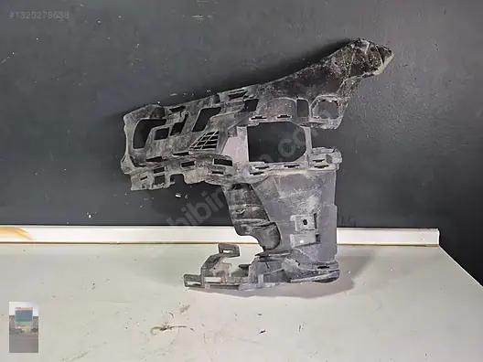 Mercedes C Seri W206 AMG Sol Ön Tampon Braketi A2068856705
