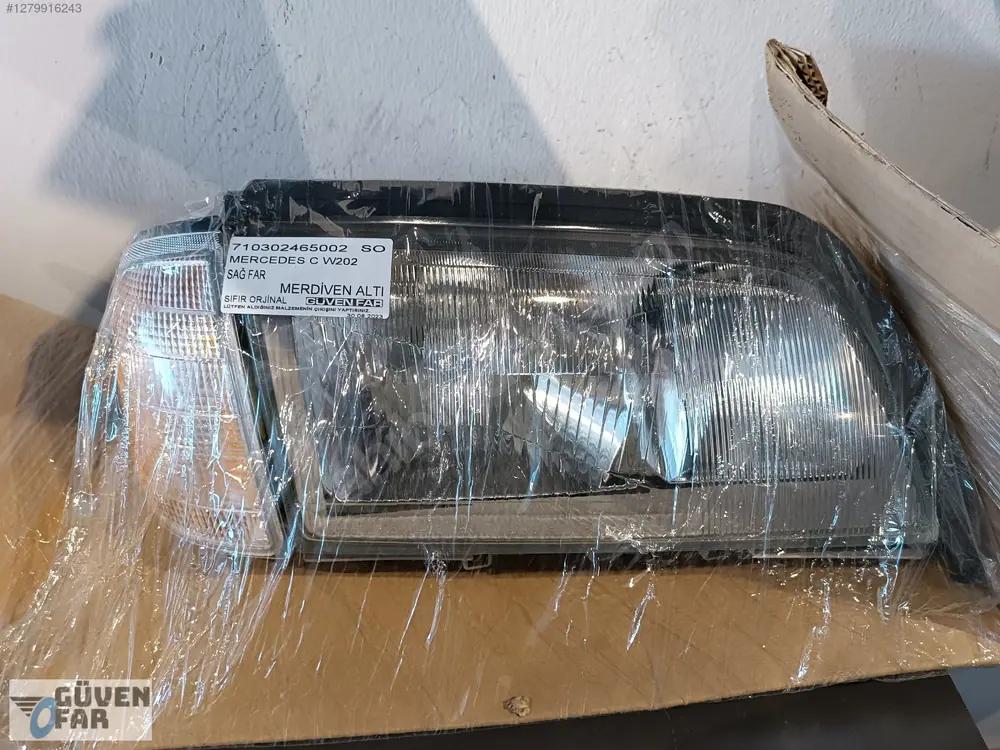 Mercedes C W202 Sağ Far 1993 1996 2028202461 LUS4481 710302465002