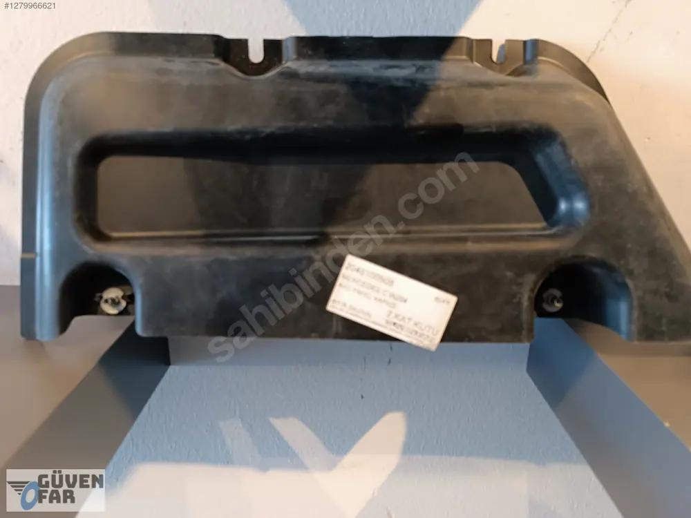 Mercedes C W204 Akü Panel Kapağı 2046100508