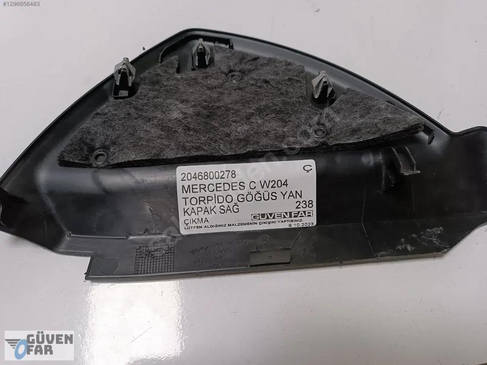 Mercedes C W204 Göğüs Torpido Sağ Yan Kapak 2046800278