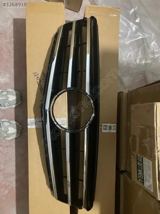 Mercedes C W204 Ön Panjur 2008 2012 2048801923 2048800023