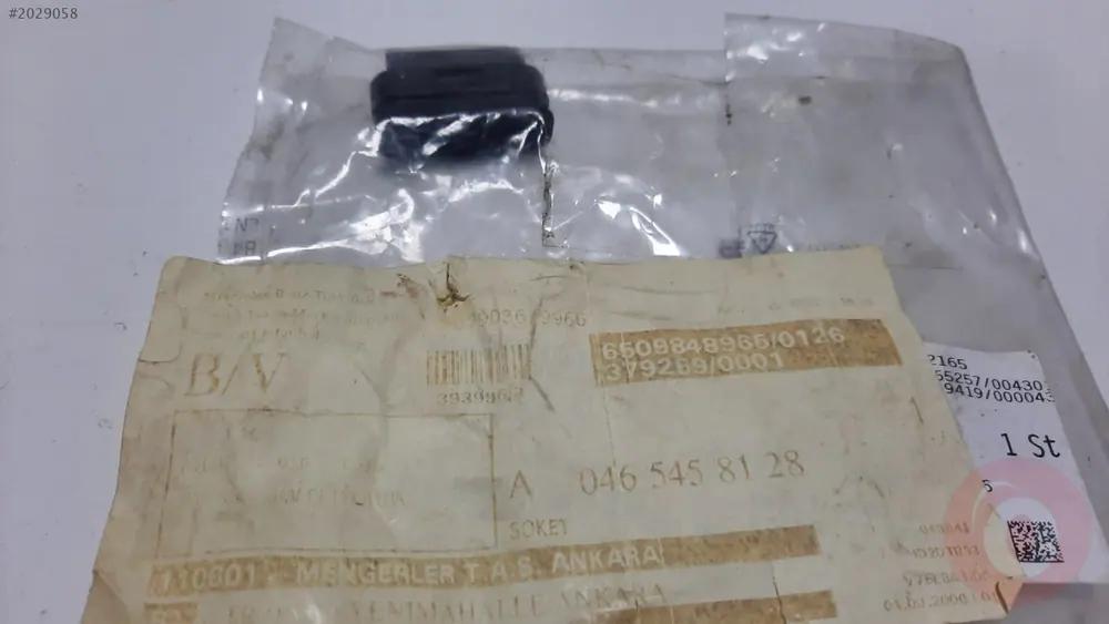 Mercedes C W204 W166 W211 W221 Soket 0465458128
