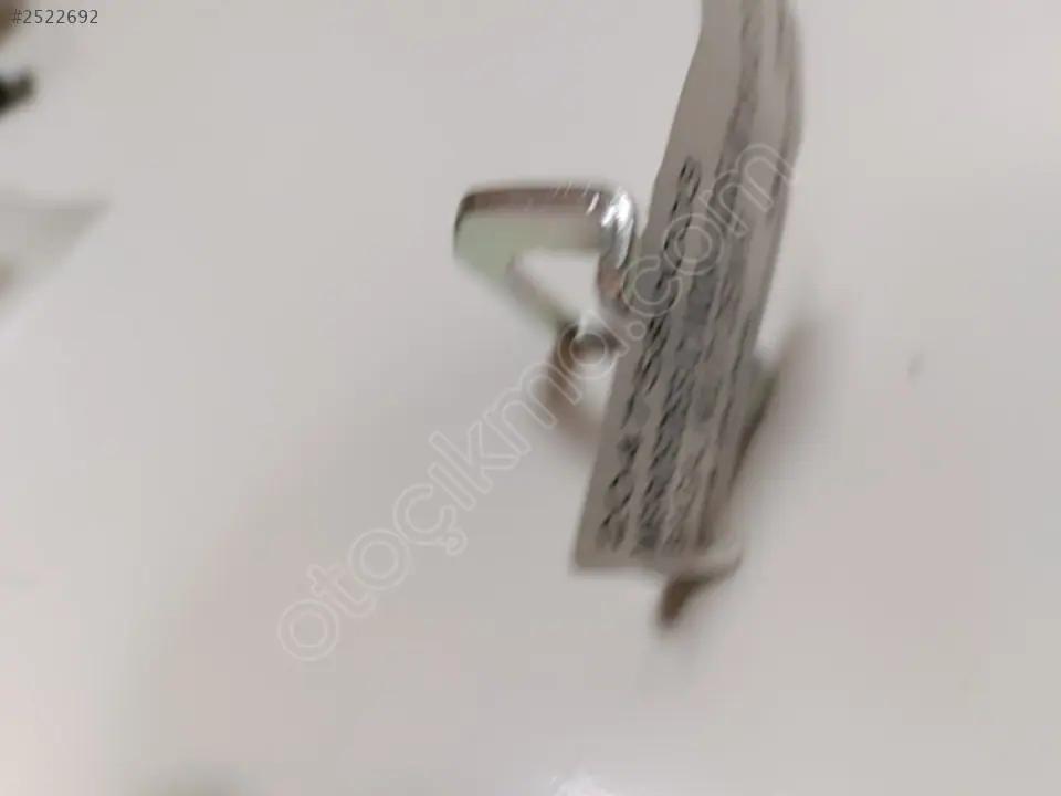 Mercedes C W204 W205 W118 W213 W212 Bagaj Kilit Demiri 2047580003