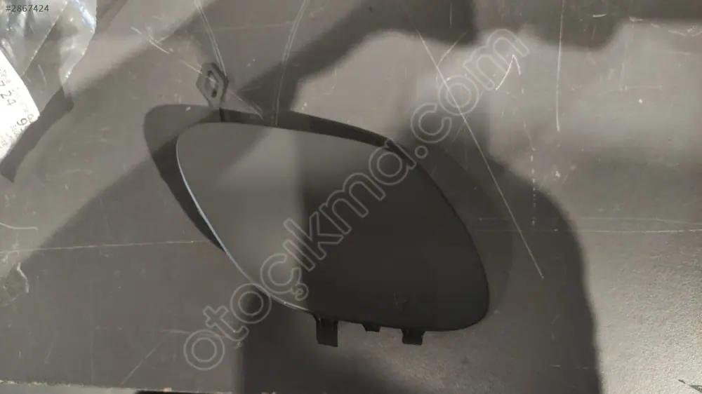 Mercedes C W205 AMG Ön Tampon Çeki Demir Kapağı 2015 2018 2058850724