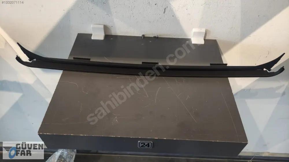 Mercedes C W205 Panoromik Tavan Çerçevesi Ön 2057800109