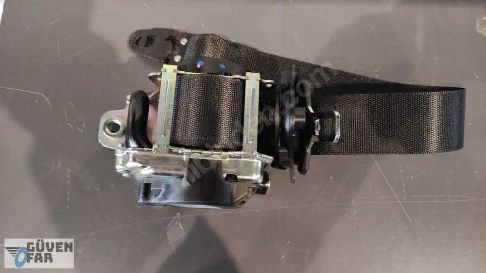 Mercedes C W205 Sağ Ön Emniyet Kemeri 2058600284 2058600285 630146400