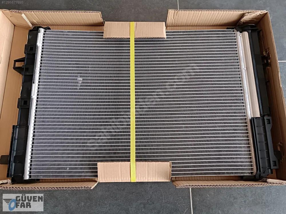 Mercedes CLA W117 W176 W246 W156 Klima Radyatörü 08060211 2465000454 2465000054