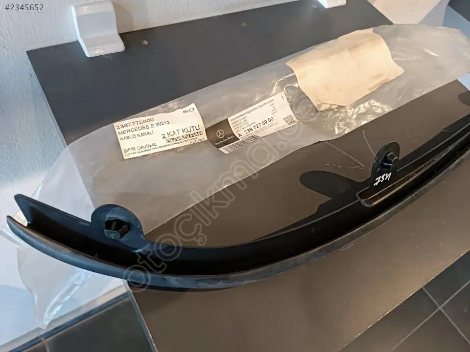 Mercedes E W213 Kablo Kanalı 2387275900