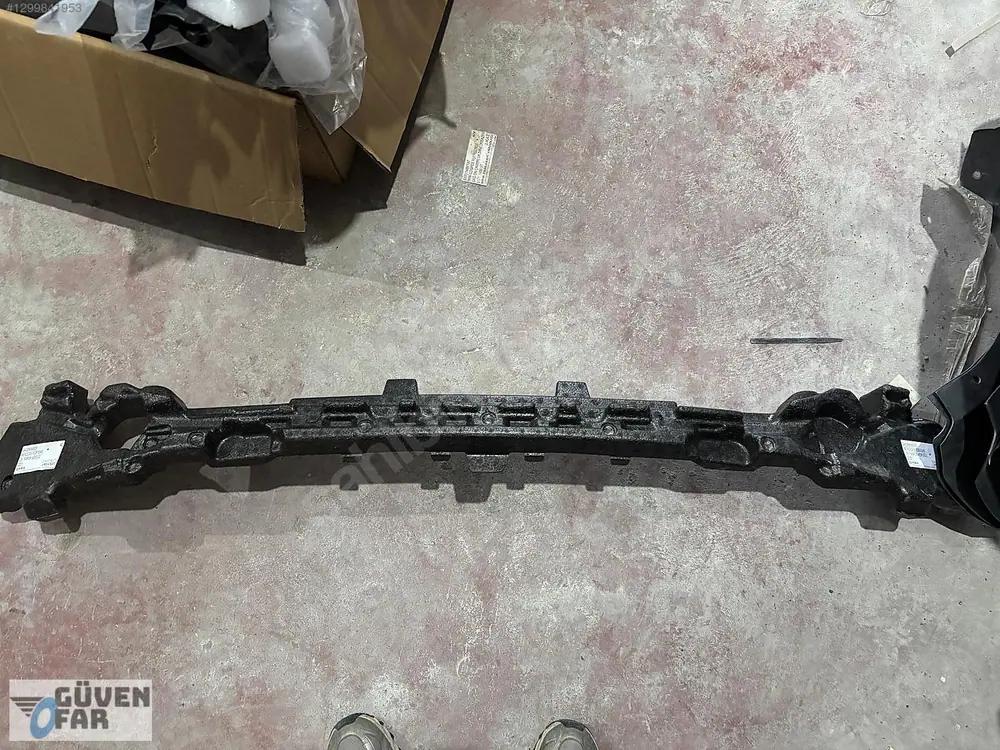 Mercedes EQB X243 Ön Tampon Köpüğü 2021 2438806603