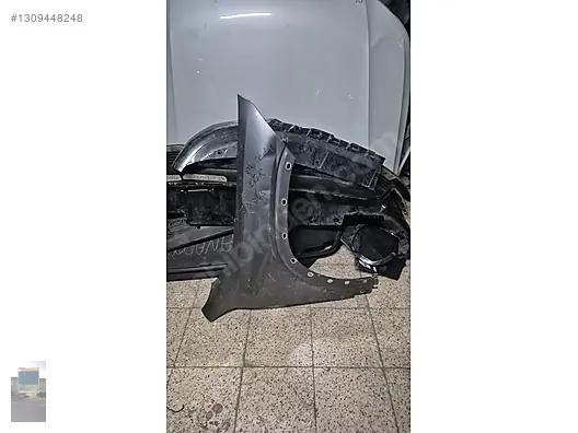 Mercedes EQB X243 Sağ Ön Çamurluk