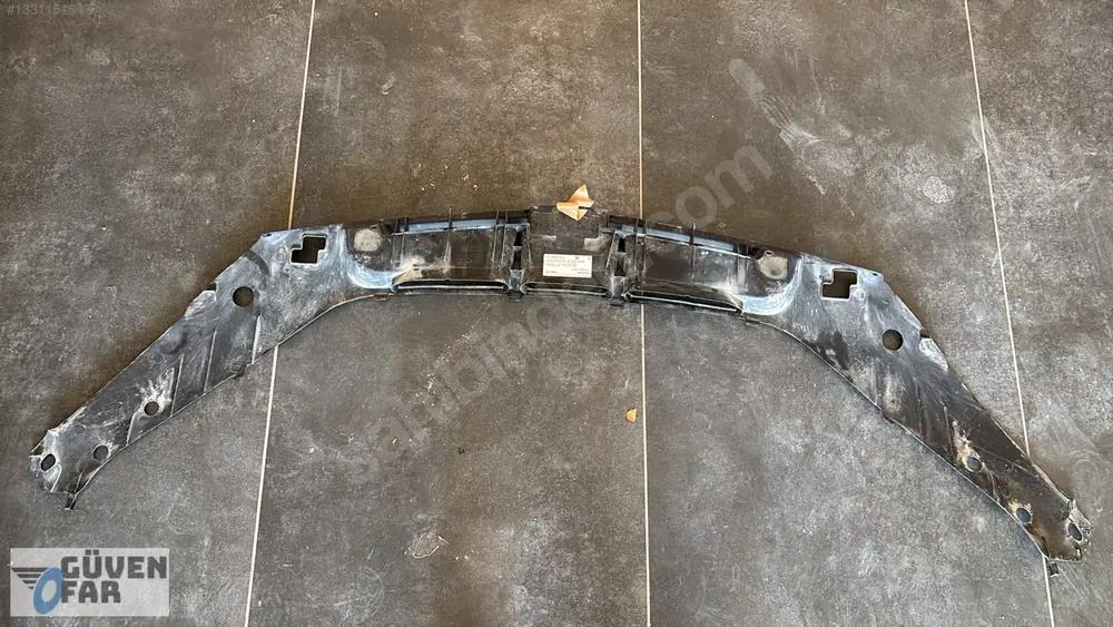 Mercedes ML GL GLE W166 Panel Üst Plastiği 1668842922