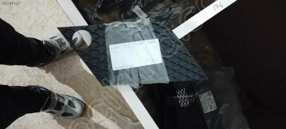 Mercedes ML W166 Sağ Tampon Izgarası 1668851822