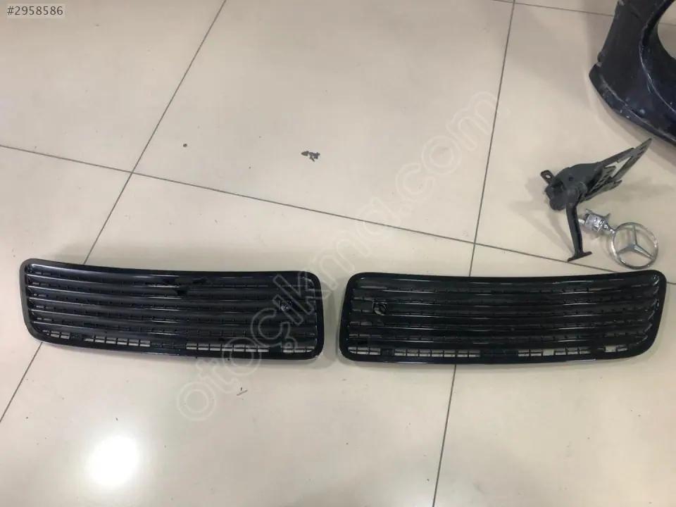 Mercedes S W221 Kaput Izgarası Sağ 2007 2014 2218800205