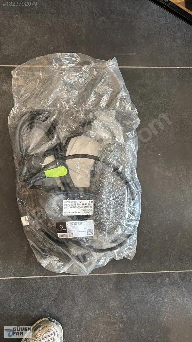 Mercedes Tüm Seriler Elektrikli Araç Şarj Kablosu 0005833505
