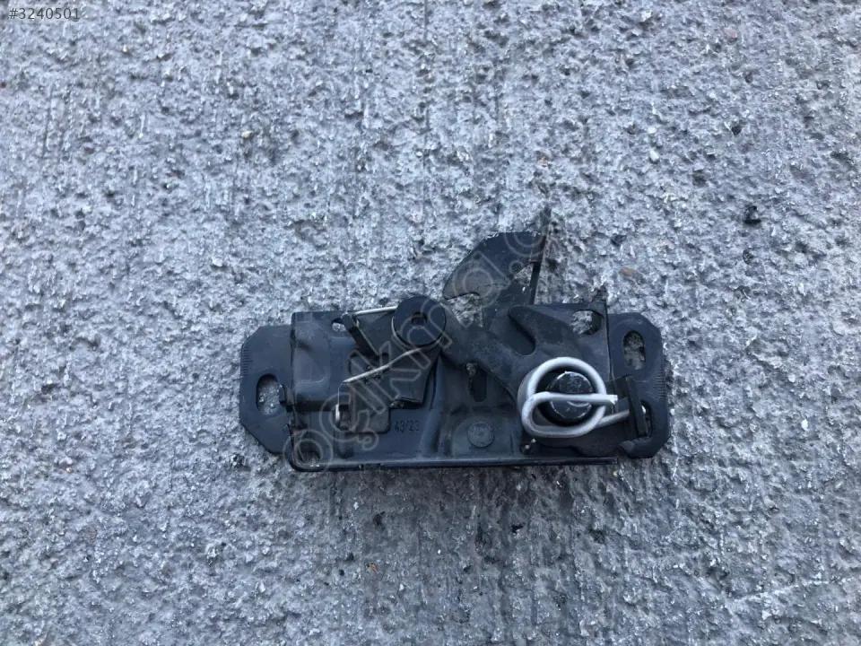 Mercedes Vito W447 Kaput Kilidi 4478800060