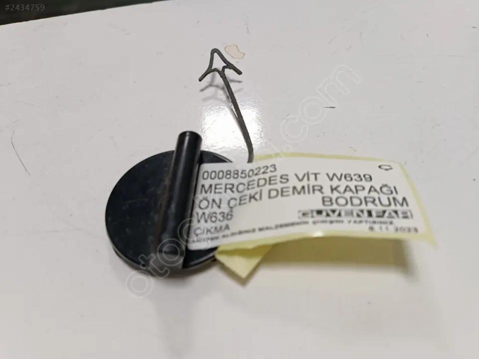 Mercedes Vito W636 W639 Ön Çeki Demir Kapağı 0008850223