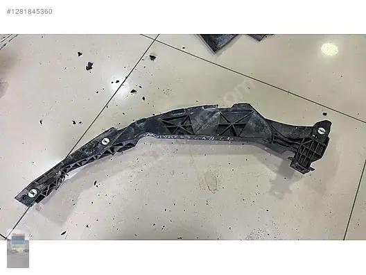 Porsche Macan 95B.2 Sol Ön Radyatör Braketi 95B807889F