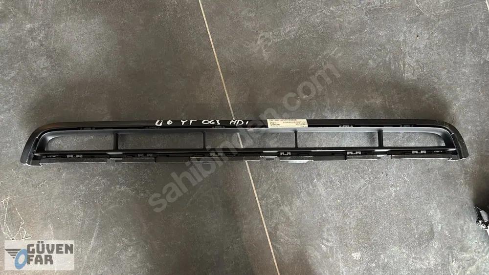Porsche Panamera Ön Tampon Üst Izgara 2024- 976807697A