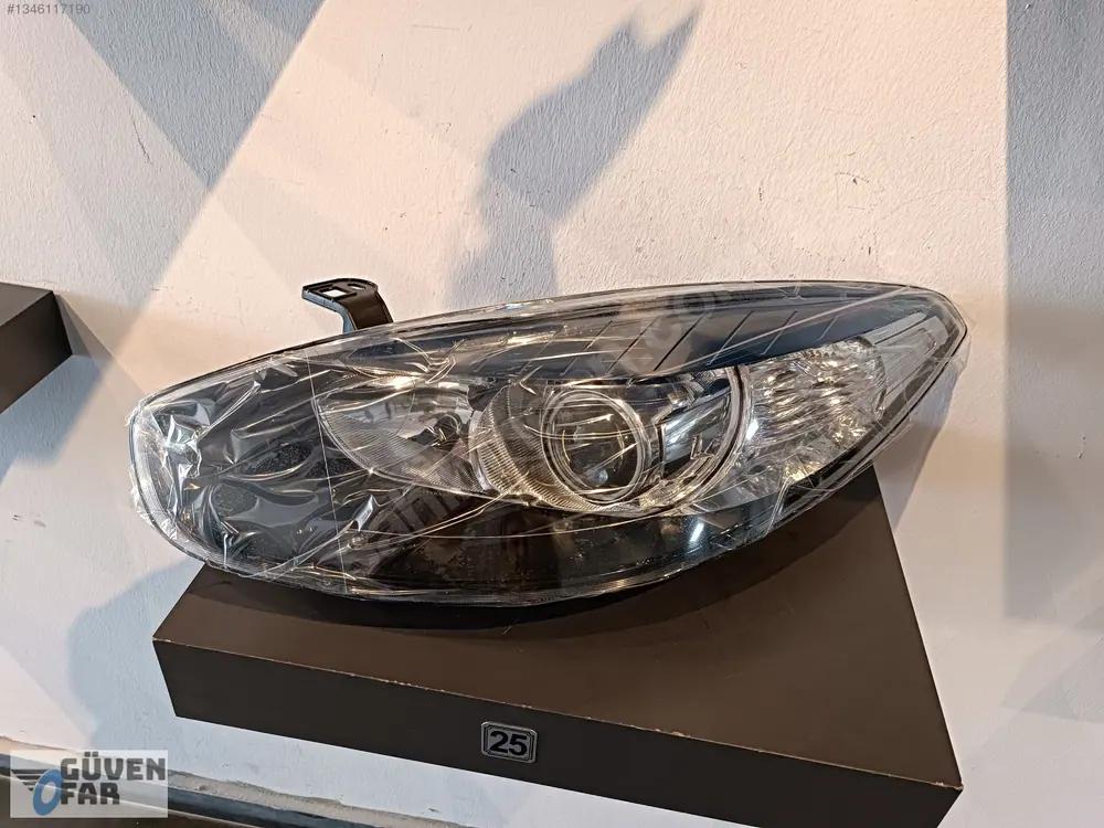 Renault Fluence Sol Far Makyajlı Xenonsuz Siyah Çerçeveli Elektrikli Araç 260608087R