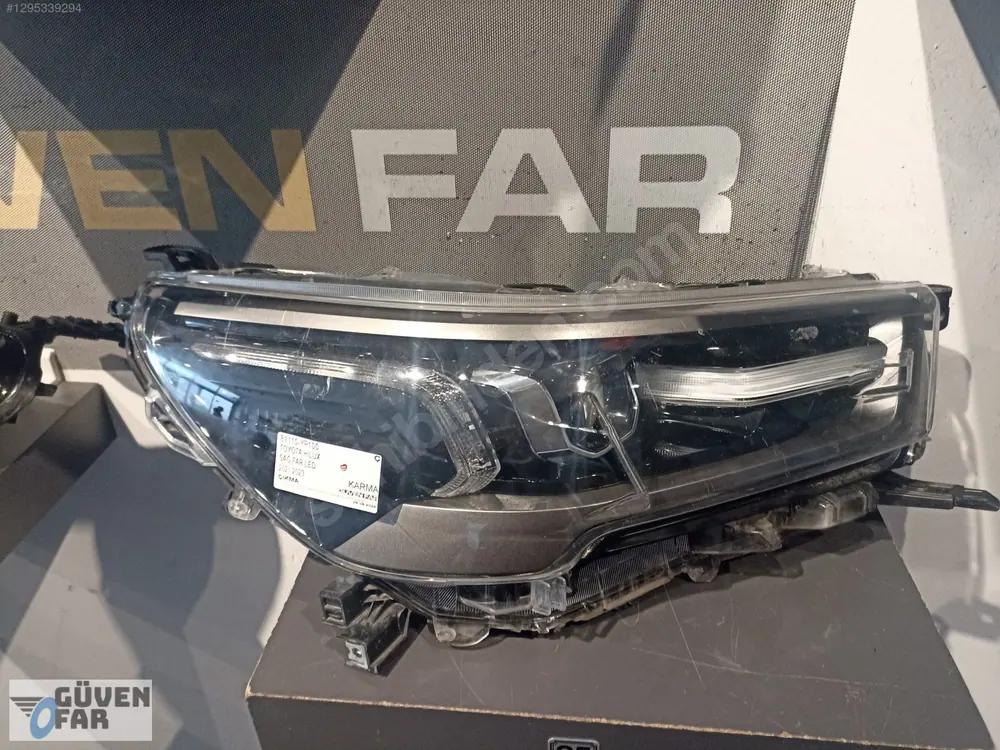 Toyota Hilux Sağ Far LED Gri 2021 2023 81110-YP100