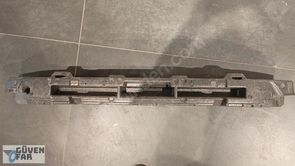 Volkswagen Golf 8 Ön Tampon Köpüğü 2020 5H0807248