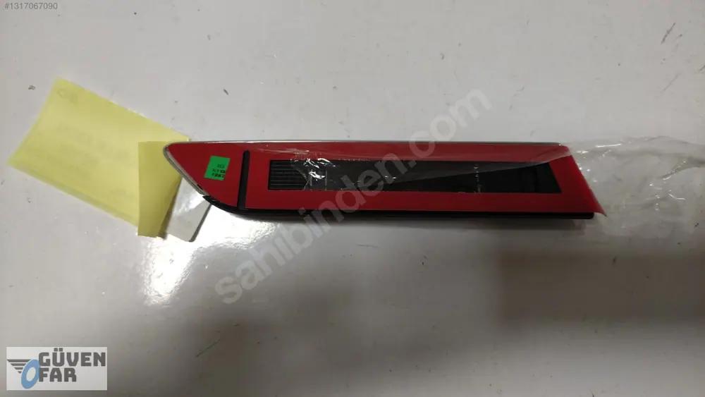 Volvo S90 Sağ Ön Çamurluk Krom Trim Çıta 31447626