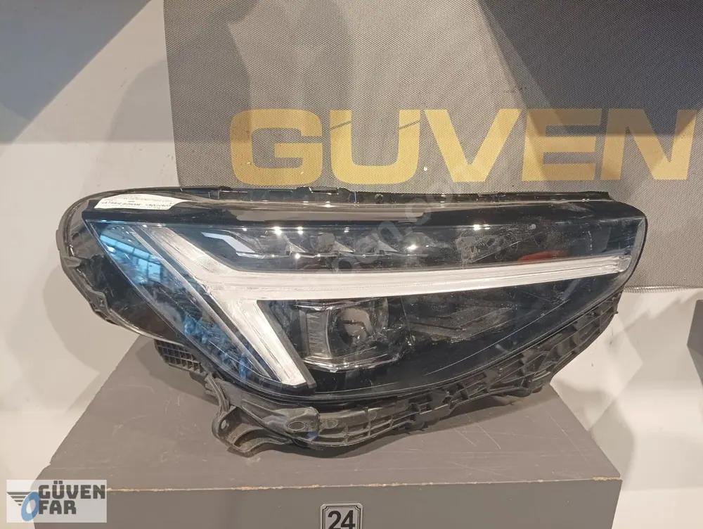 Volvo XC40 Sağ Far Mercekli Full LED 2022 - 32392325