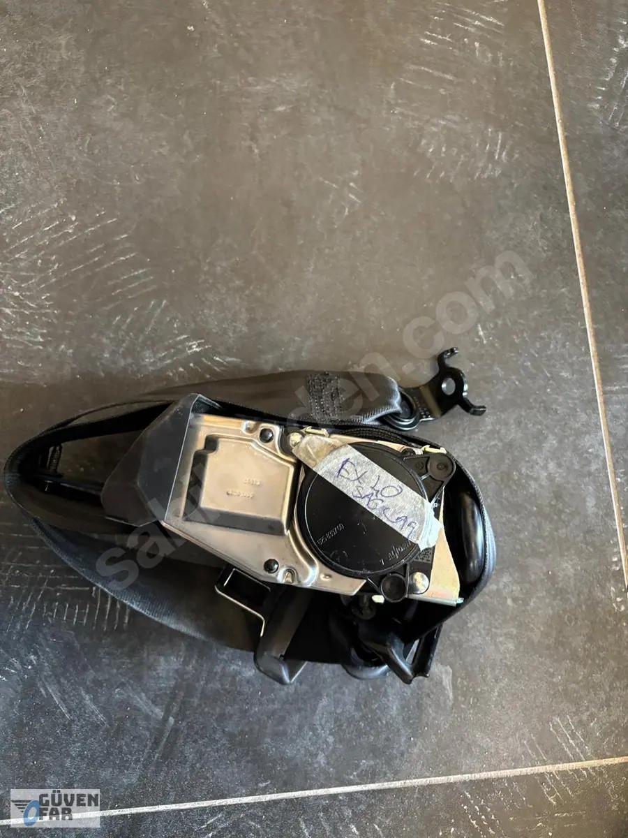 Volvo XC40 Sağ Ön Emniyet Kemeri 32149128