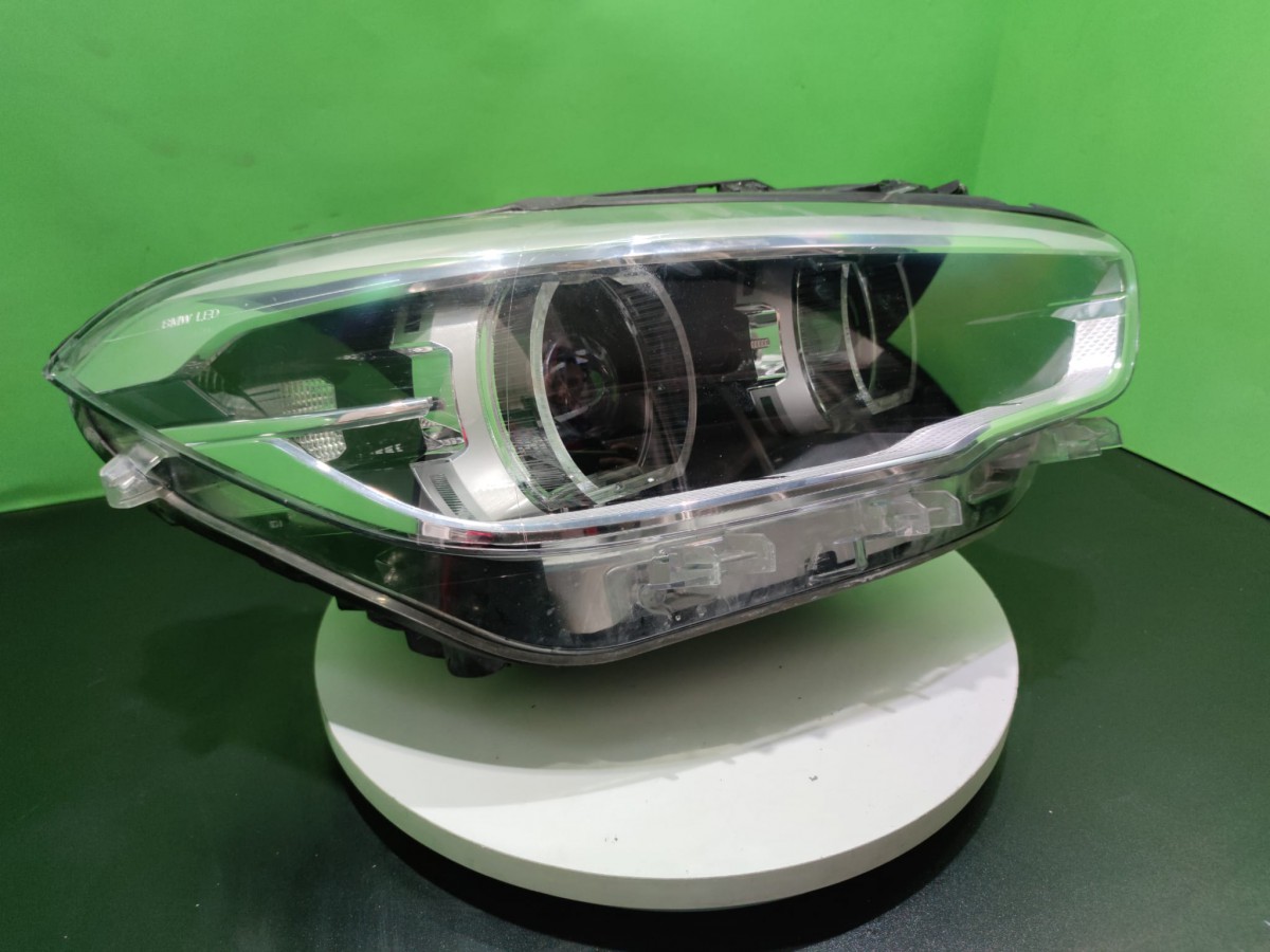 bmw-1-serisi-f20-lci-led-sag-far---7498938-01_6019.jpg