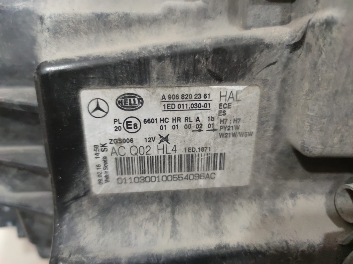 mercedes-sprinter-w906-sag-sol-far-a9068202361-a9068202461_21710.jpg