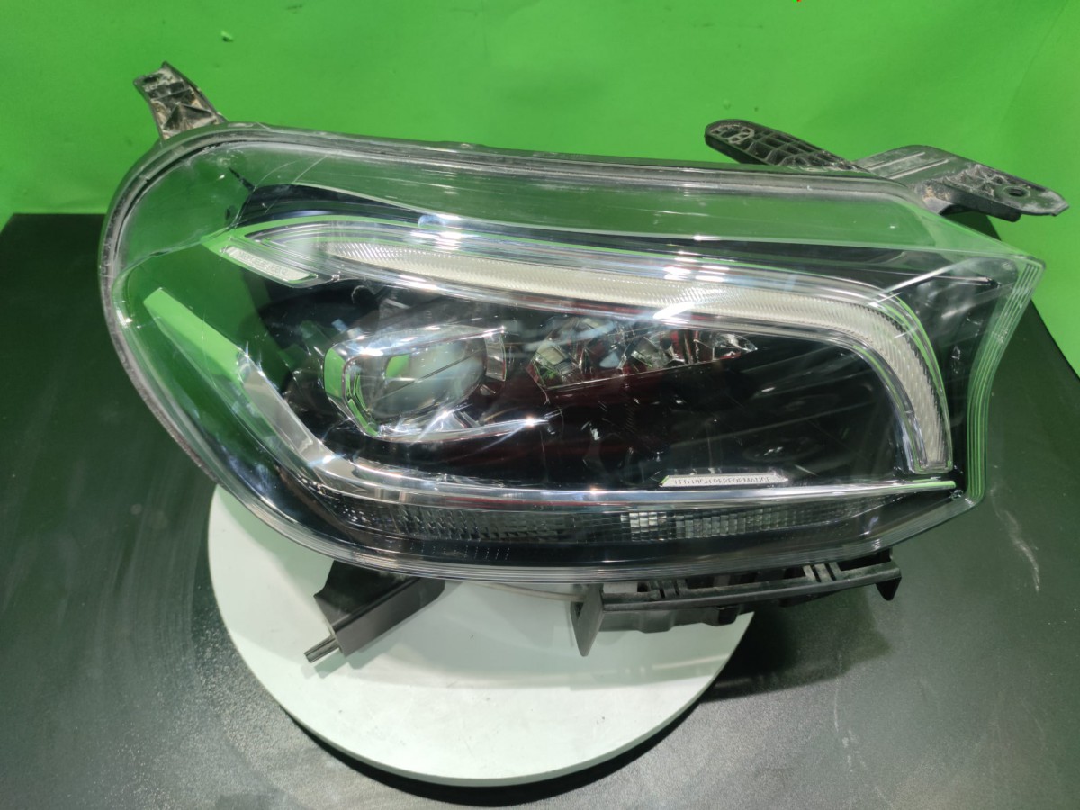 mercedes-x-class-w470-sag-sol-led-far-a4709060800-a4709060900_6169.jpg