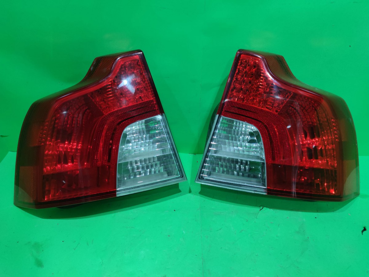 volvo-s40-sag-sol-led-dis-stop---30744537---30763493_4695.jpg